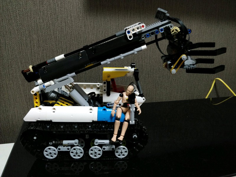 MOC-4704 Nico71履带牵举车