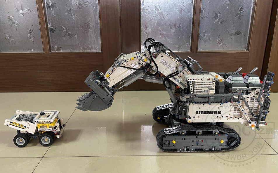 【乐高】42100 Liebherr R 9800 挖掘机